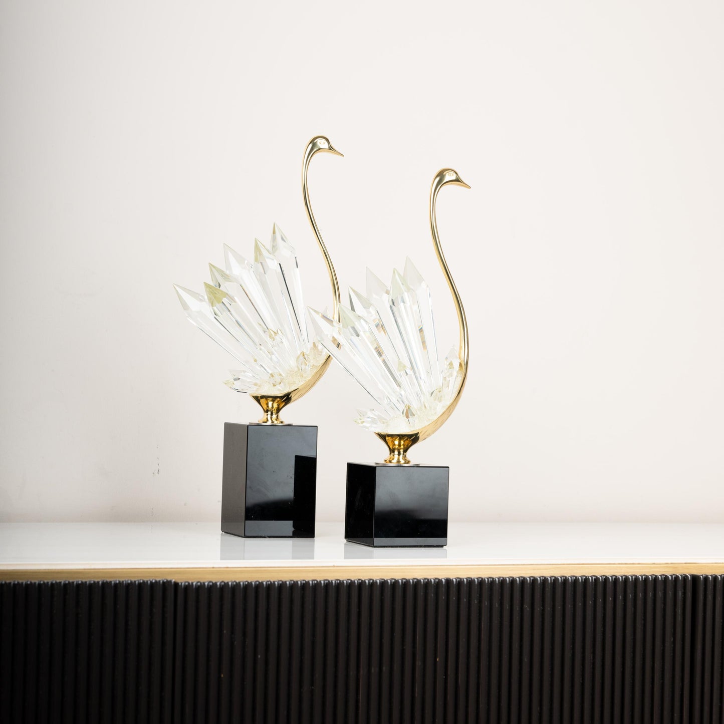 Crystal Elegance Swan