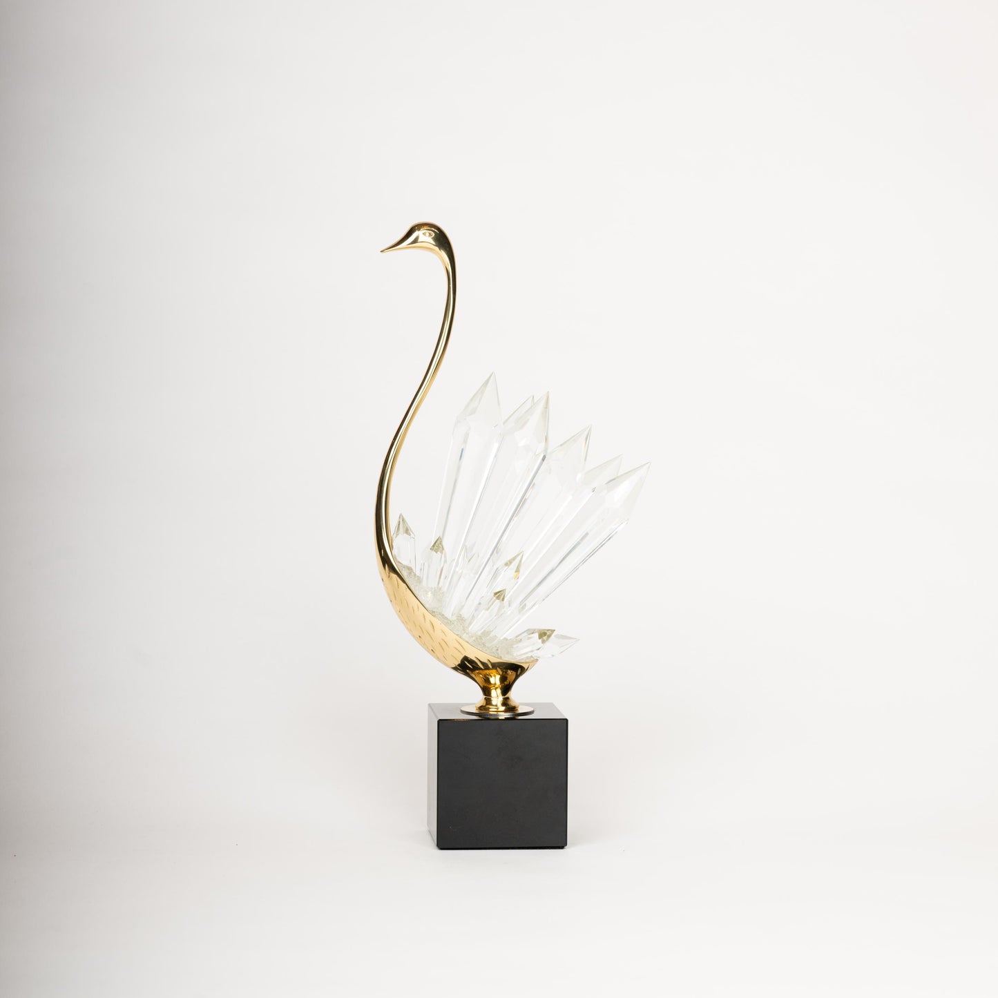 Crystal Elegance Swan