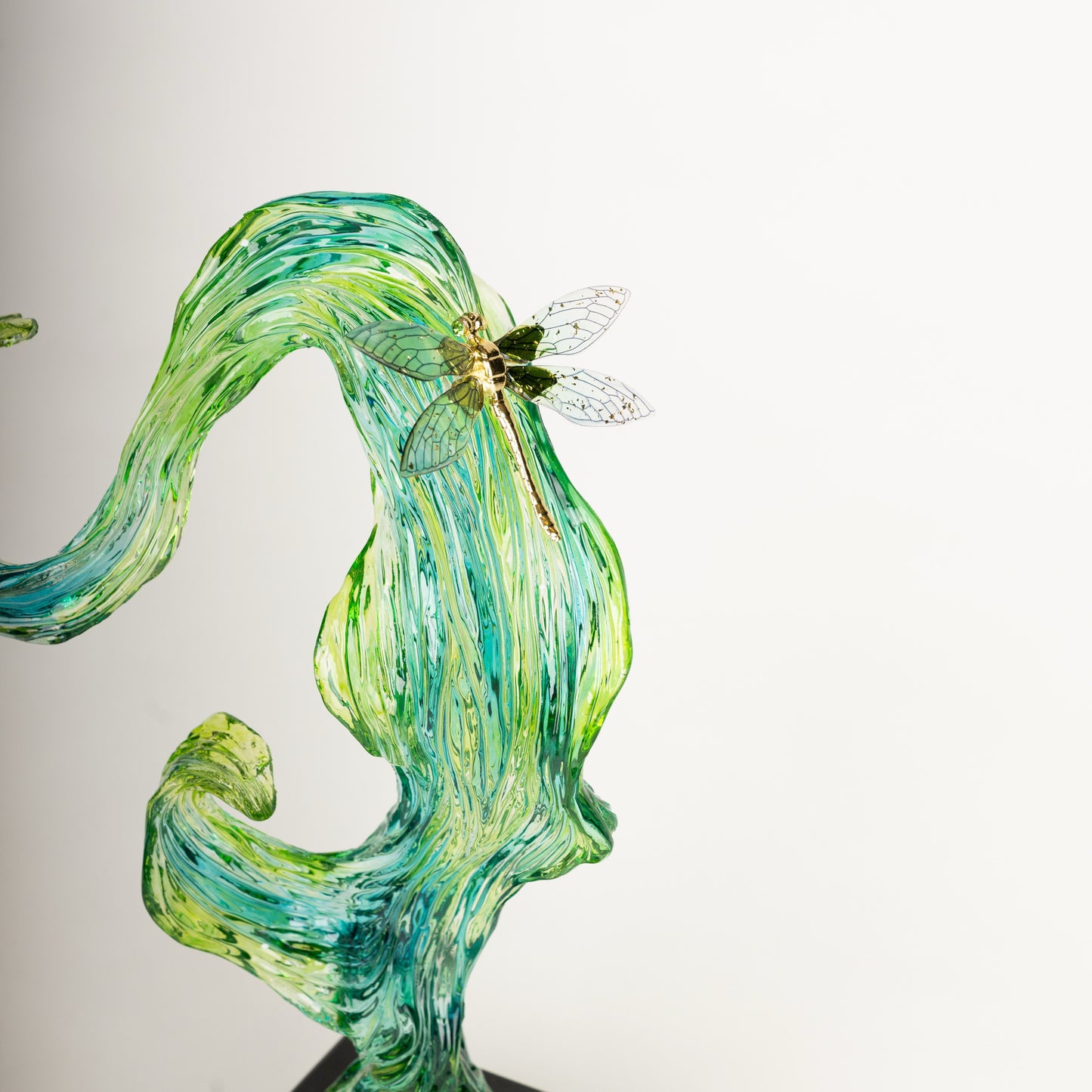 Serene Flow Glass Sculpture – Set of 2