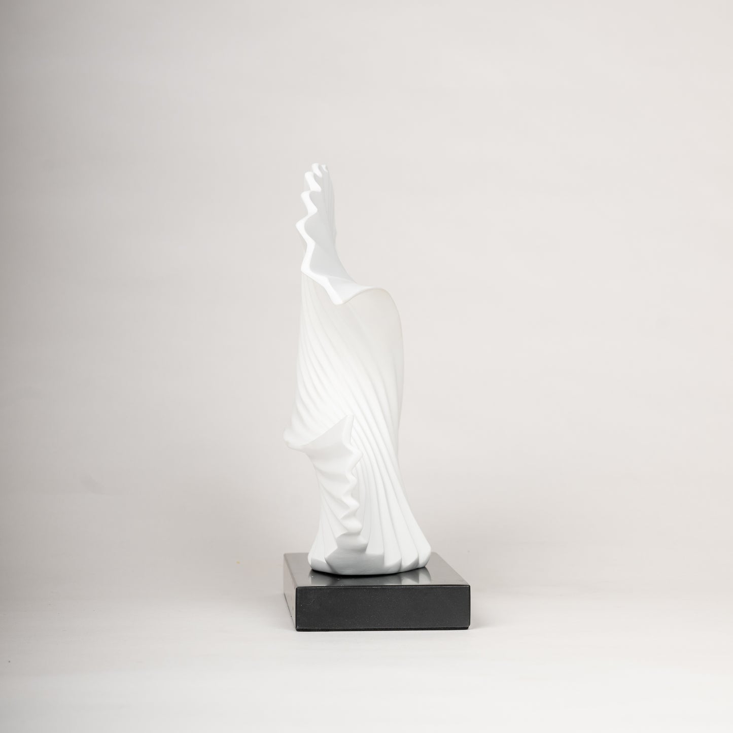 Elegance Swirl Sculpture