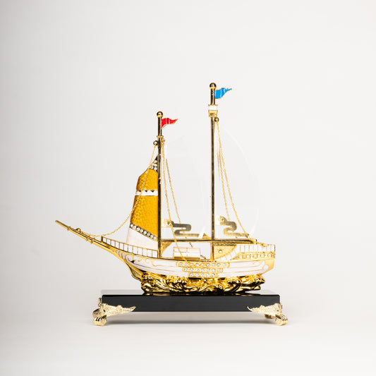 Royal Crystal Sailboat Showpiece