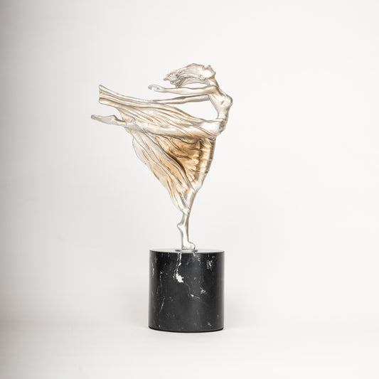 Grace in Motion – Elegant Ballerina Sculpture