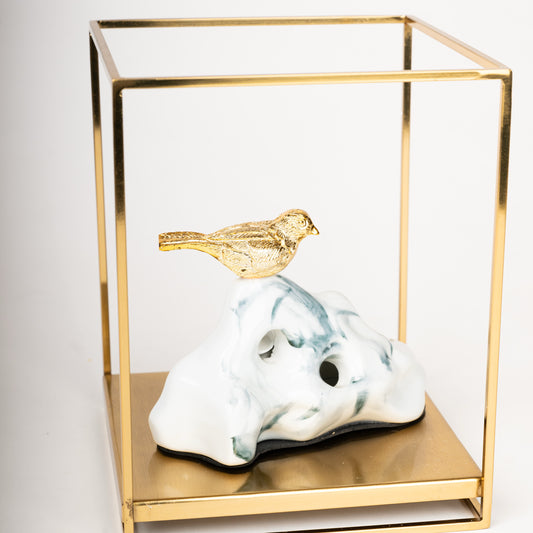 Serenity Cove – Artistic Bird & Rock Sculpture
